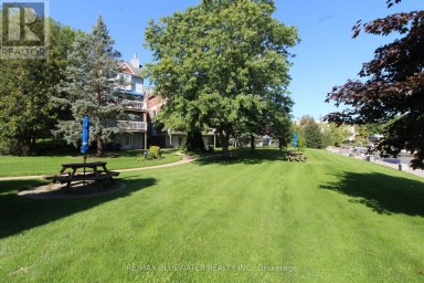 7 - 48 ONTARIO STREET S Lambton Shores (Grand Bend) Ontario photo 31