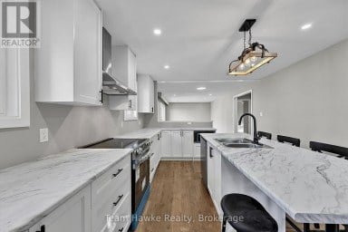 45 EASTON AVENUE Tay Ontario photo 10