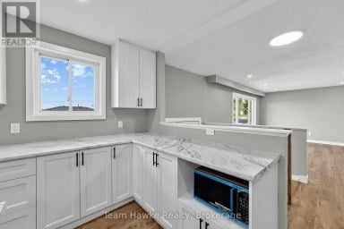 45 EASTON AVENUE Tay Ontario photo 11