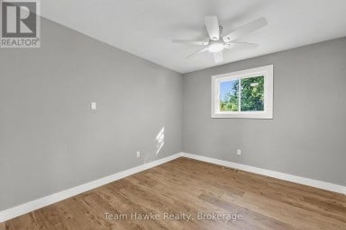 45 EASTON AVENUE Tay Ontario photo 14
