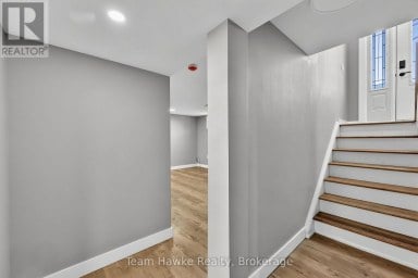 45 EASTON AVENUE Tay Ontario photo 18