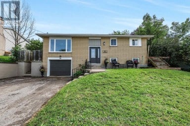 45 EASTON AVENUE Tay Ontario photo 2