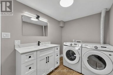 45 EASTON AVENUE Tay Ontario photo 22