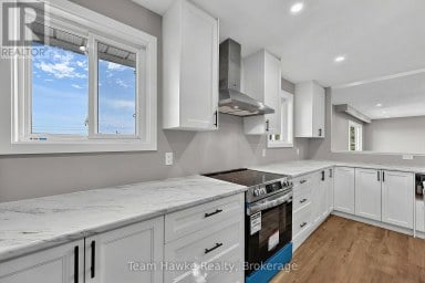 45 EASTON AVENUE Tay Ontario photo 9
