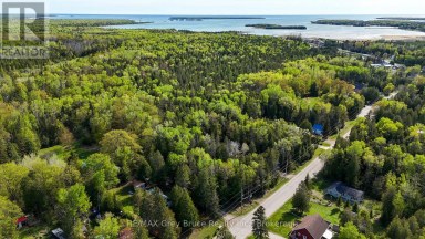 UNIT 6 STOKES BAY ROAD Northern Bruce Peninsula Ontario photo 8