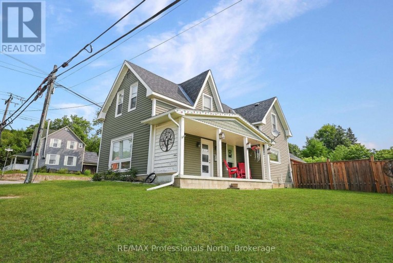 33 MAPLE AVENUE, Dysart et al (Dysart), Ontario, K0M1S0