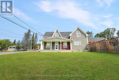 33 MAPLE AVENUE Dysart et al (Dysart) Ontario photo 2