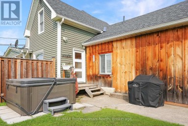 33 MAPLE AVENUE Dysart et al (Dysart) Ontario photo 45