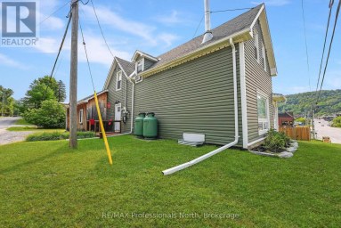 33 MAPLE AVENUE Dysart et al (Dysart) Ontario photo 46