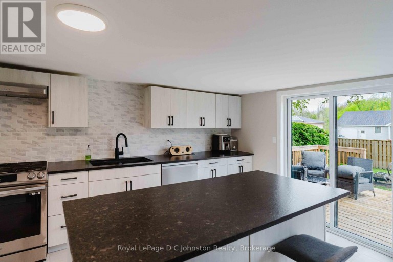 229 EDWARD STREET, Saugeen Shores, Ontario, N0H2L0