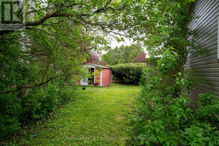 229 EDWARD STREET, Saugeen Shores, Ontario, N0H2L0