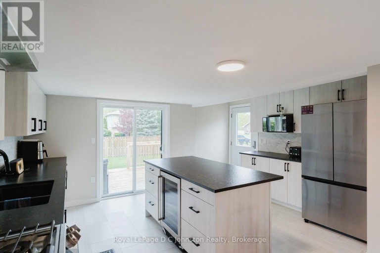229 EDWARD STREET, Saugeen Shores, Ontario, N0H2L0