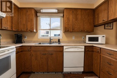 45 TAMARACK DRIVE Oro-Medonte Ontario photo 6