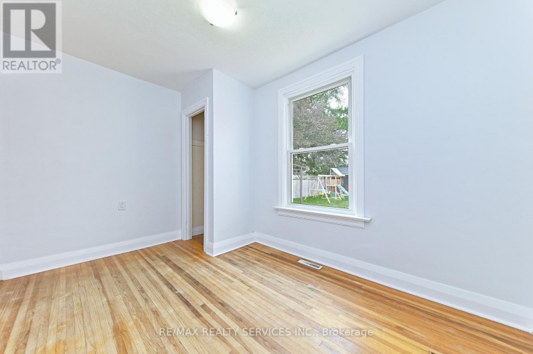 54 WOODWARD AVENUE, Brampton (Brampton North), Ontario, L6V1K4