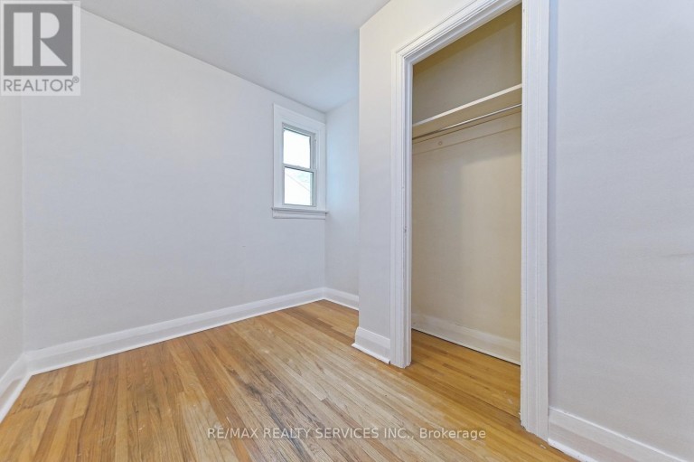 54 WOODWARD AVENUE, Brampton (Brampton North), Ontario, L6V1K4