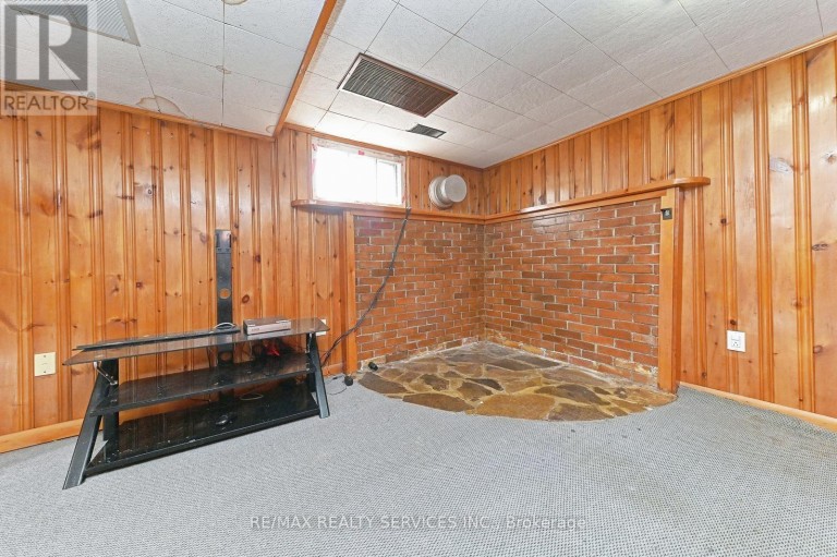 54 WOODWARD AVENUE, Brampton (Brampton North), Ontario, L6V1K4