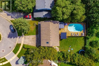 17 CARMINE PLACE Guelph (Victoria North) Ontario photo 45