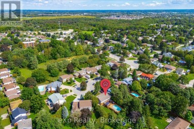 17 CARMINE PLACE Guelph (Victoria North) Ontario photo 48