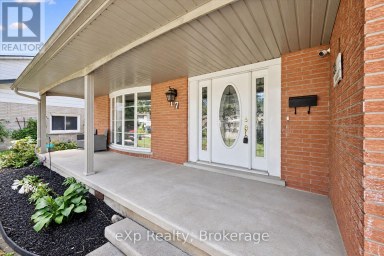 17 CARMINE PLACE Guelph (Victoria North) Ontario photo 5