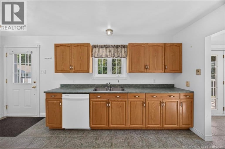 558 Williston Drive, Miramichi, New Brunswick, E1V5X7