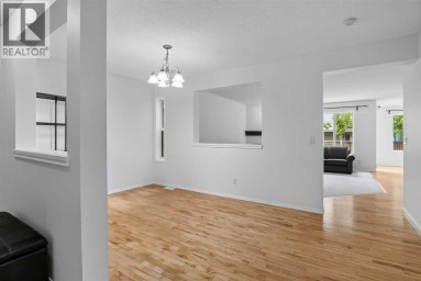 22 Evansbrooke Way NW Calgary Alberta photo 4