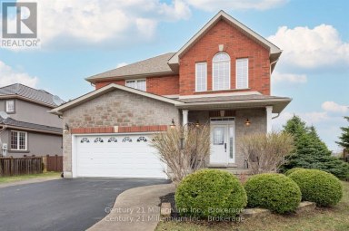 9 HILL STREET Collingwood Ontario photo 1