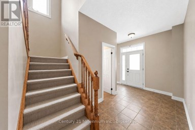 9 HILL STREET Collingwood Ontario photo 14