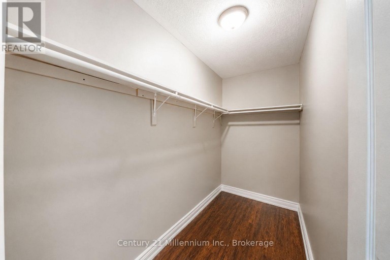 9 HILL STREET, Collingwood, Ontario, L9Y0A7