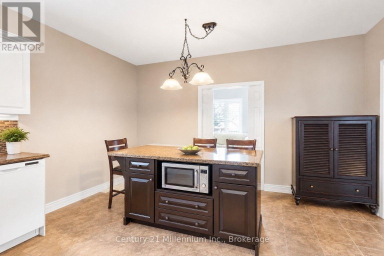 9 HILL STREET, Collingwood, Ontario, L9Y0A7