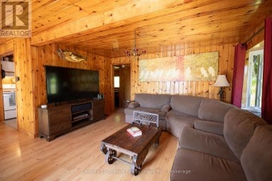 1292 BITTER LAKE ROAD Dysart et al (Guilford) Ontario photo 5