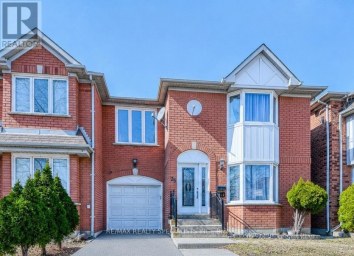 35 SOFTNEEDLE AVENUE Brampton (Sandringham-Wellington) Ontario photo 1