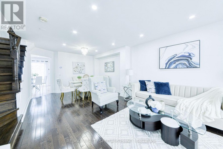 35 SOFTNEEDLE AVENUE, Brampton (Sandringham-Wellington), Ontario, L6R1K4
