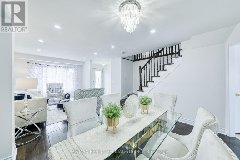 35 SOFTNEEDLE AVENUE, Brampton (Sandringham-Wellington), Ontario, L6R1K4