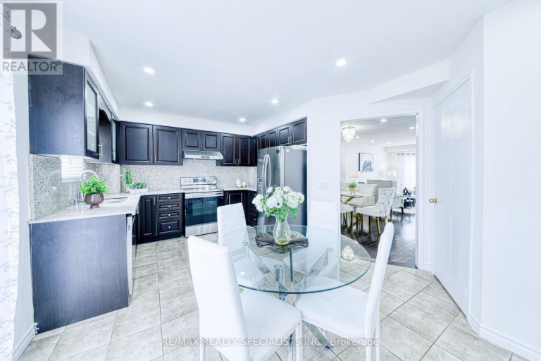 35 SOFTNEEDLE AVENUE, Brampton (Sandringham-Wellington), Ontario, L6R1K4