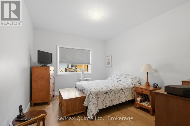 94 RAYCROFT DRIVE, Belleville (Thurlow Ward), Ontario, K8N0R4