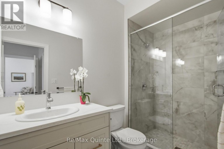 94 RAYCROFT DRIVE, Belleville (Thurlow Ward), Ontario, K8N0R4