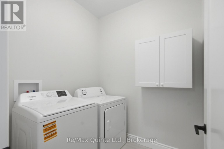 94 RAYCROFT DRIVE, Belleville (Thurlow Ward), Ontario, K8N0R4