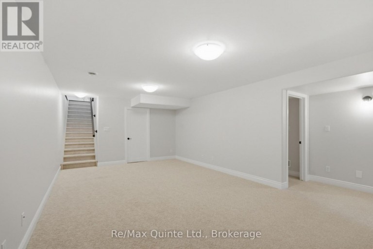 94 RAYCROFT DRIVE, Belleville (Thurlow Ward), Ontario, K8N0R4