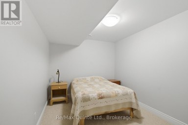 94 RAYCROFT DRIVE Belleville (Thurlow Ward) Ontario photo 23