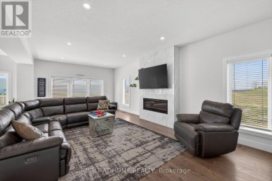 216 GREENE STREET South Huron (Exeter) Ontario photo 4