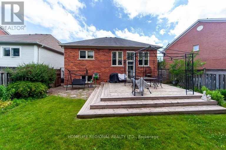 20 ROSEMARIE CRESCENT, Whitby (Brooklin), Ontario, L1M1G6