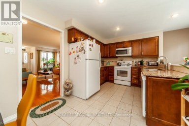 20 ROSEMARIE CRESCENT Whitby (Brooklin) Ontario photo 9