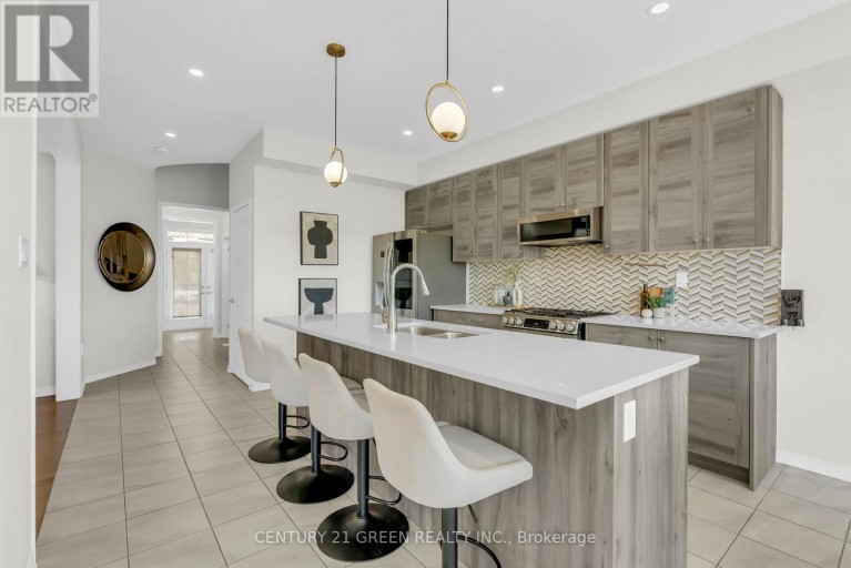 28 MAGDALENA STREET, Hamilton (Stoney Creek), Ontario, L8J0M3