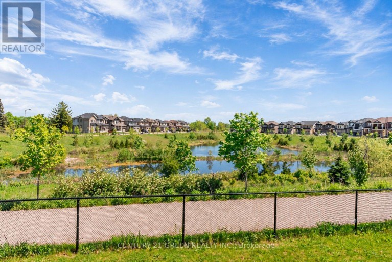 28 MAGDALENA STREET, Hamilton (Stoney Creek), Ontario, L8J0M3