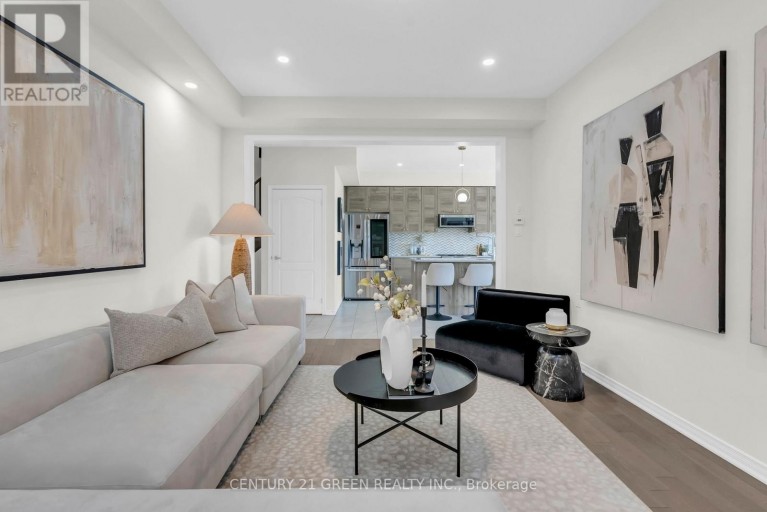 28 MAGDALENA STREET, Hamilton (Stoney Creek), Ontario, L8J0M3