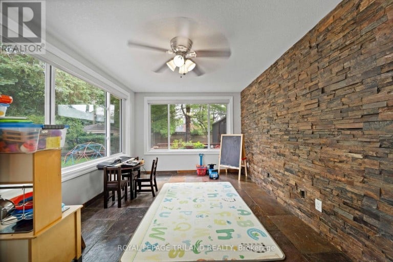 57 WESTCHESTER DRIVE, London North (North A), Ontario, N6G2K6
