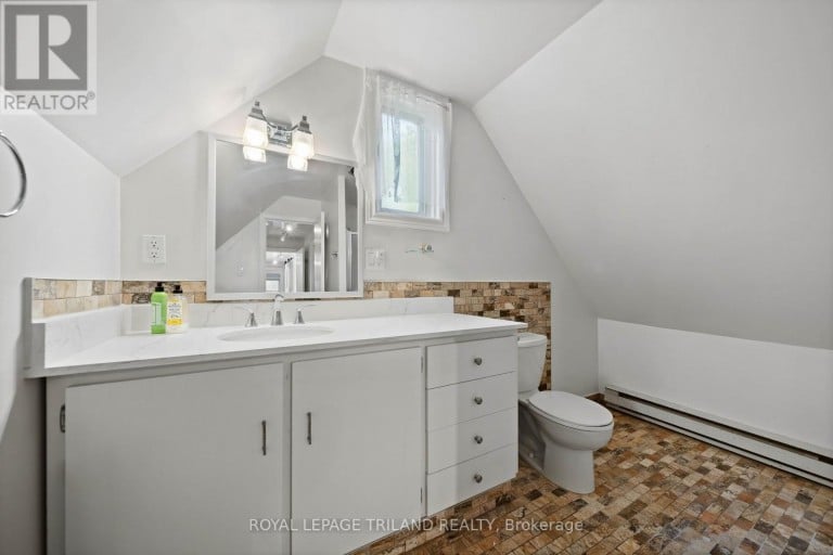 57 WESTCHESTER DRIVE, London North (North A), Ontario, N6G2K6