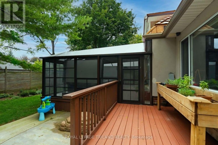 57 WESTCHESTER DRIVE, London North (North A), Ontario, N6G2K6