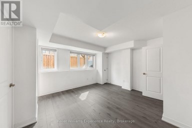 115 BLUE FOREST CRESCENT Barrie (Innis-Shore) Ontario photo 3