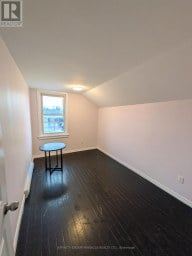 12 RUSSELL STREET W Kawartha Lakes (Lindsay) Ontario photo 4